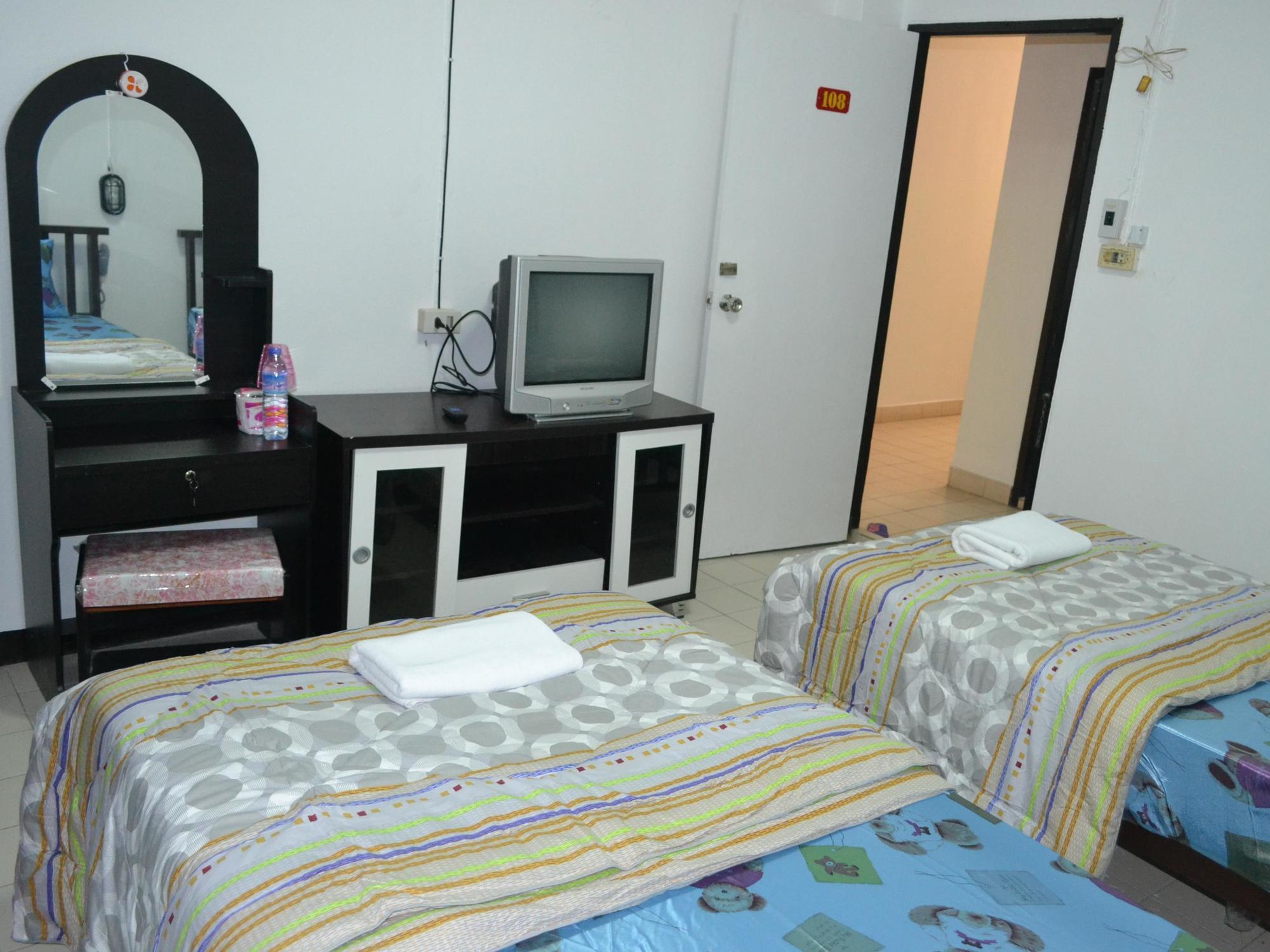 Kt Place Hotel Bangkok Luaran gambar